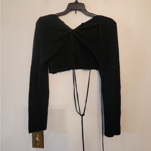 Windsor black knitted cropped top sweater size medium - Picture 4 of 4